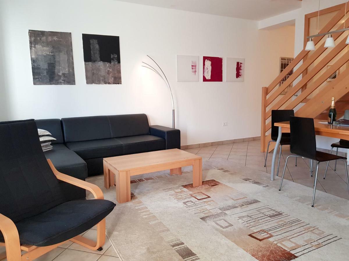 Montis Apartment